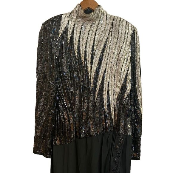 Bob Mackie Vintage Heavily Beaded & Sequin Black & Silver Stunning Dramatic Gown - Picture 3 of 16